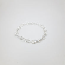 Charger l&#39;image dans la galerie, Bracelet en argent motif coeur
